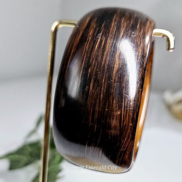 Rustic Radiance Hinged Cuff Bracelet Plastic Brown & Amber Magnetic Clasp Bangle - Picture 3 of 14